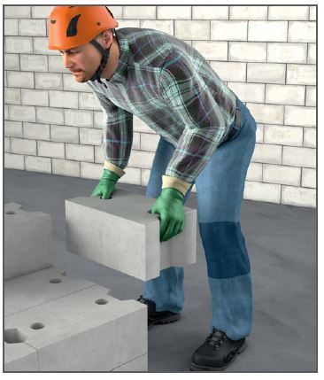 Heben eines Blocksteines aus einer Palette