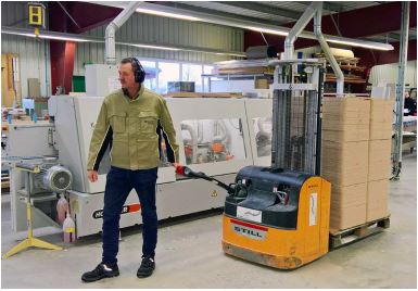 Abb. 103 Mitgngerflurfrderzeuge