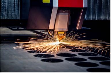 Abb. 38 Laserbearbeitungsmaschine