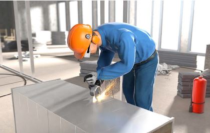 Abb. 4 Lrmarbeit  Schneiden von Metall