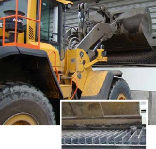 Abb. 30 Radlader reinigt Rost/Abb. 30a Detailansicht von Abb. 3