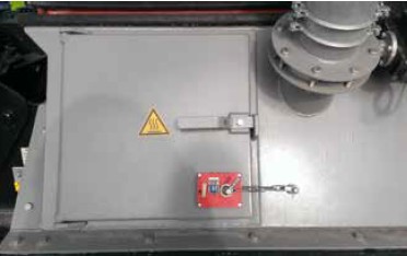 Abb. 47 Schlsseltransfersystem an einer Wartungsluke in der Mischerhaube