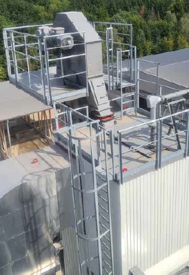 Abb. 65 Umlaufende Arbeitsbhne am Becherwerkskopf