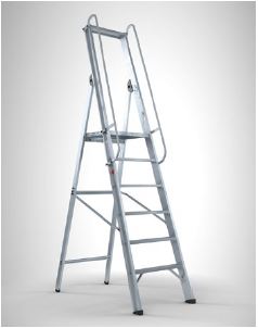 Abb. 5 Stufenstehleiter mit grerer Plattform und hherem Sicherheitsbgel