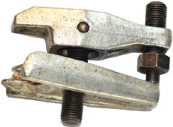 Abb. 31 Ausdrcker fr Spurstangen-/Traggelenkkpfe