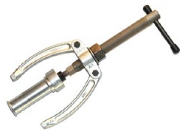 Abb. 32 Universalabzieher fr Innenlager